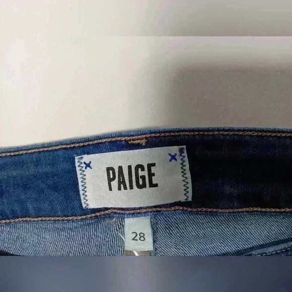 PAIGE  Klyie Crop Jeans. Ladies size 28 - Picture 4 of 10